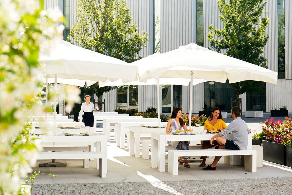 Troia Design Hotel Экстерьер фото The restaurant at the airport